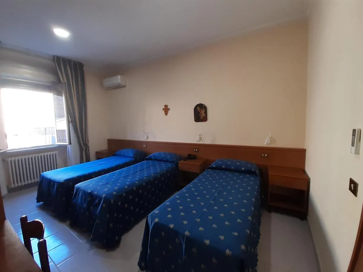 Suore Concezioniste Missionarie - Carmen Salles Roma Bed & Breakfast Italy