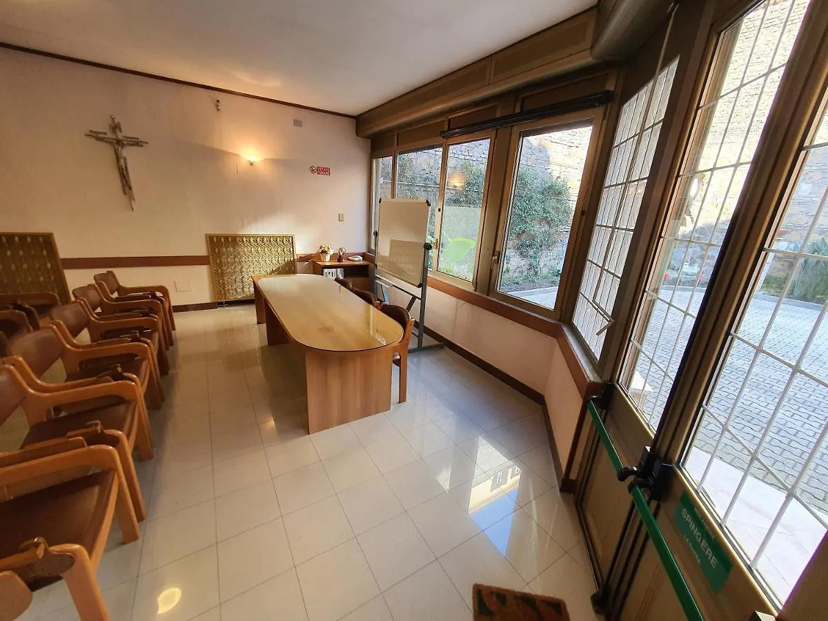 Suore Concezioniste Missionarie - Carmen Salles Roma Bed & Breakfast